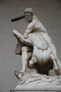 Héraklès ou Hercule, se mesure a Artémis